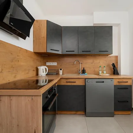 Park Ocalalych Modern Apartment *